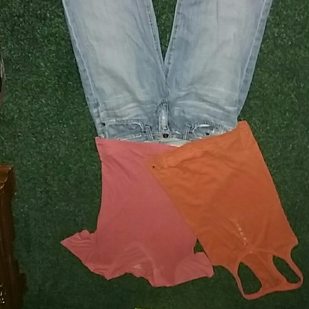 Bundle 2 shirts and a pair a big stars